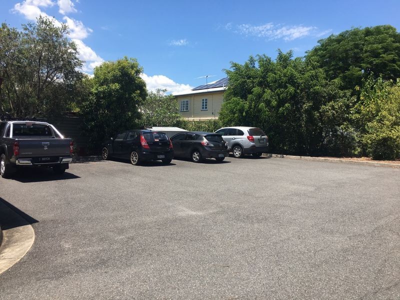 76 Warwick Rd, Ipswich QLD 4305