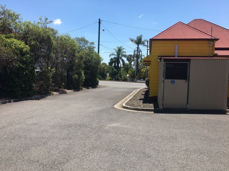 76 Warwick Rd, Ipswich QLD 4305