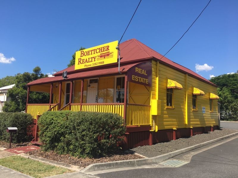 76 Warwick Rd, Ipswich QLD 4305