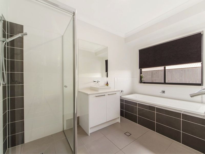 22 Eucalyptus Cres, Ripley QLD 4306