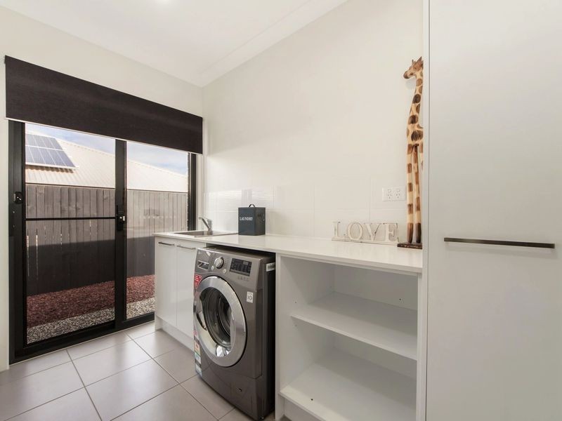 22 Eucalyptus Cres, Ripley QLD 4306