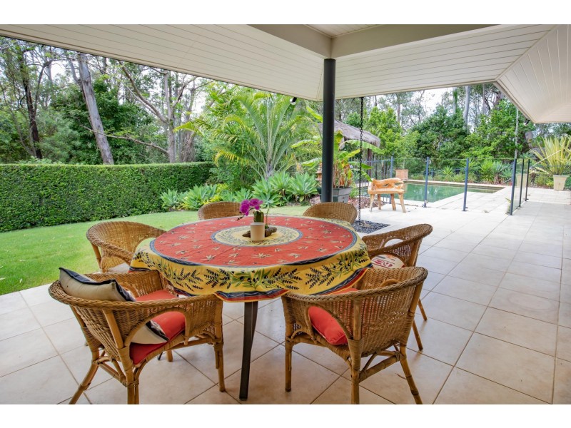 147 Huntingdale St, Pullenvale QLD 4069