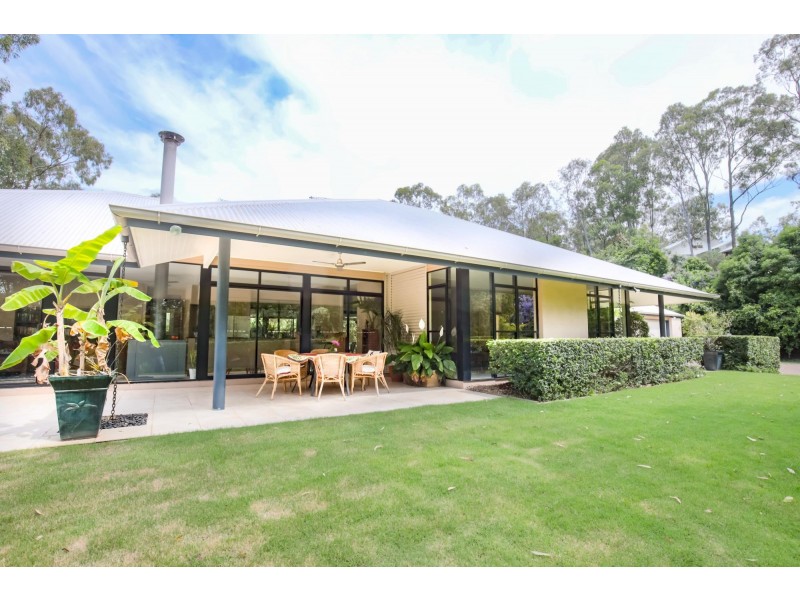 147 Huntingdale St, Pullenvale QLD 4069