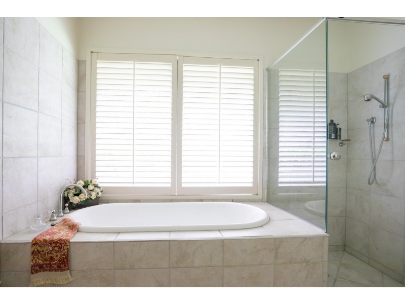147 Huntingdale St, Pullenvale QLD 4069