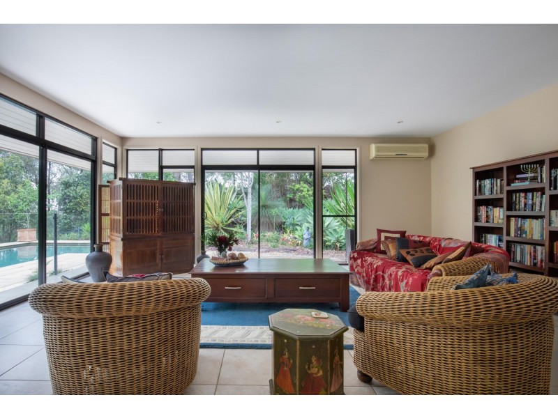 147 Huntingdale St, Pullenvale QLD 4069