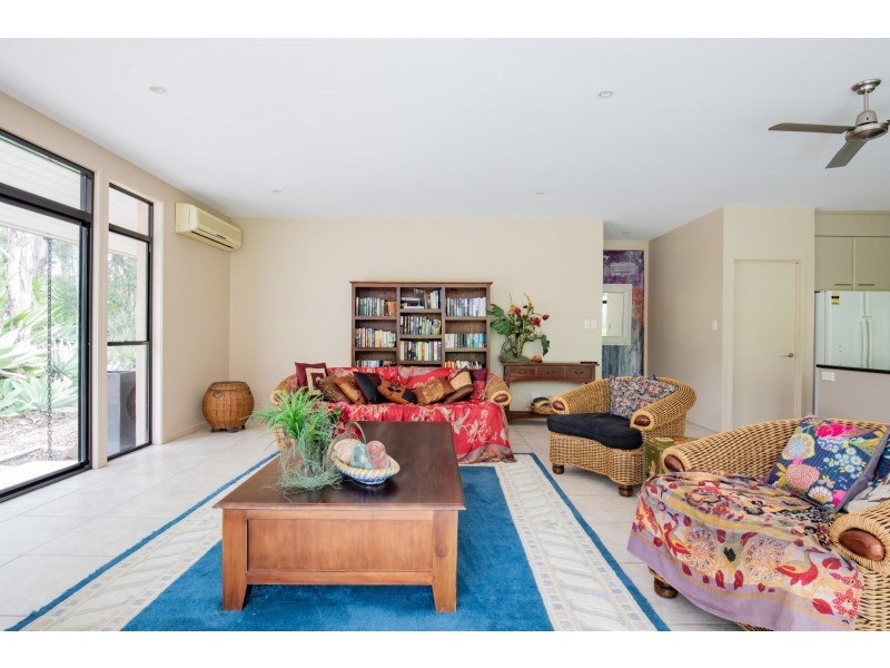 147 Huntingdale St, Pullenvale QLD 4069
