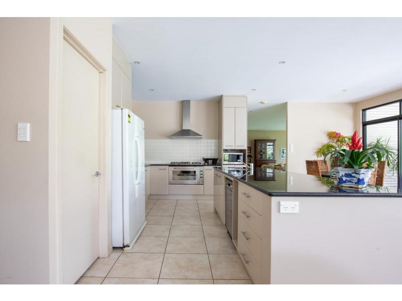 147 Huntingdale St, Pullenvale QLD 4069