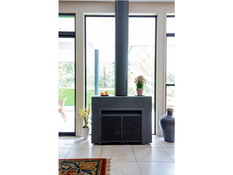 147 Huntingdale St, Pullenvale QLD 4069