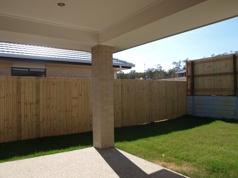 8 carron court, Brassall QLD 4305