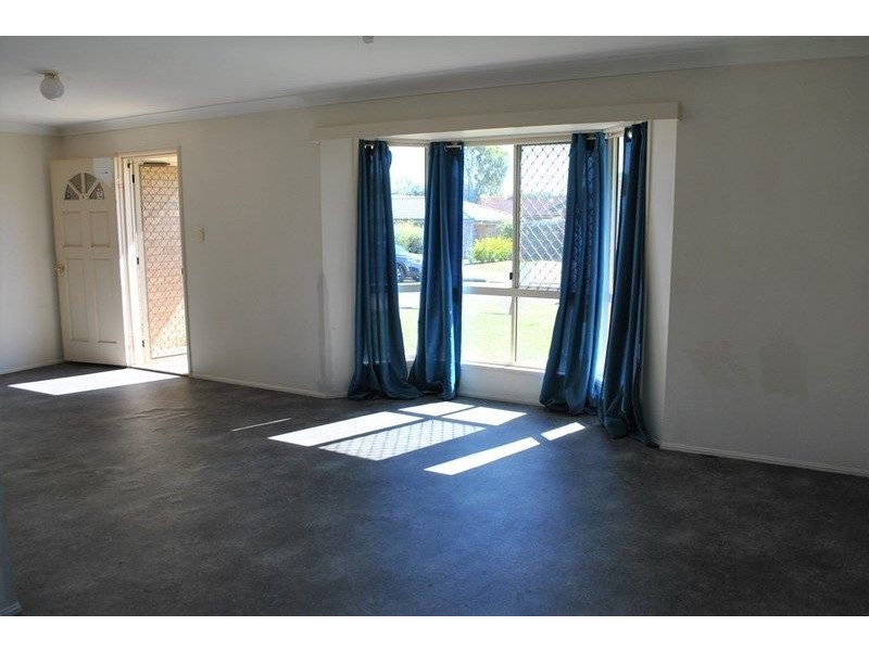 33 Rockman Drive, Raceview QLD 4305