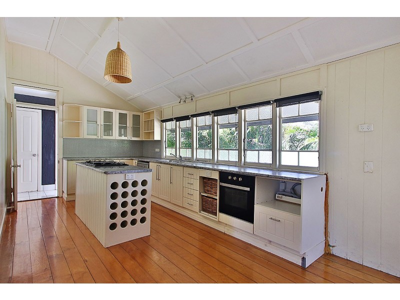 19 Salisbury Road, Ipswich QLD 4305