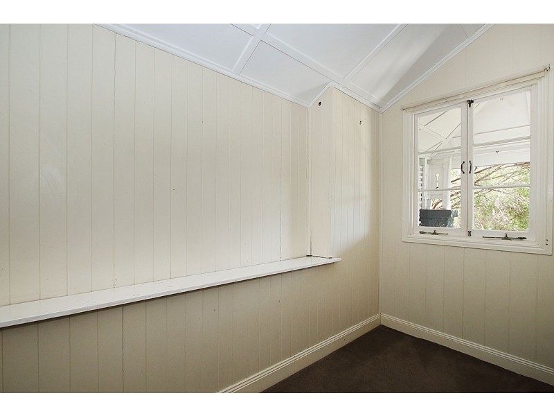 19 Salisbury Road, Ipswich QLD 4305