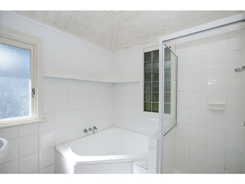 19 Salisbury Road, Ipswich QLD 4305