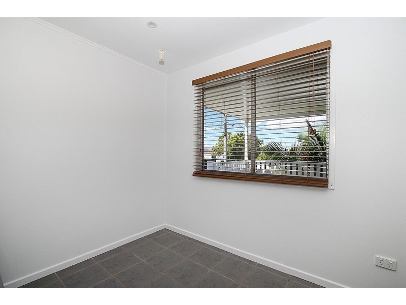 12 Stephen Crescent, Goodna QLD 4300