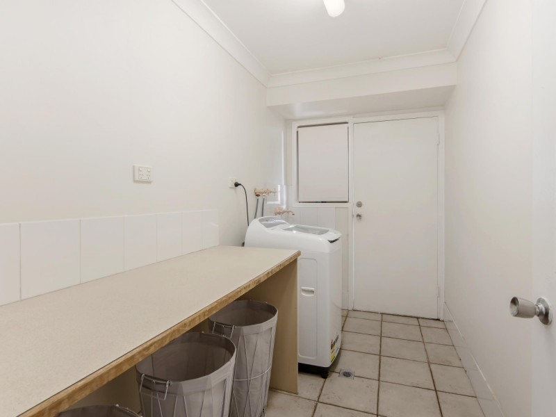 19 Sheppey Pl, Yamanto QLD 4305
