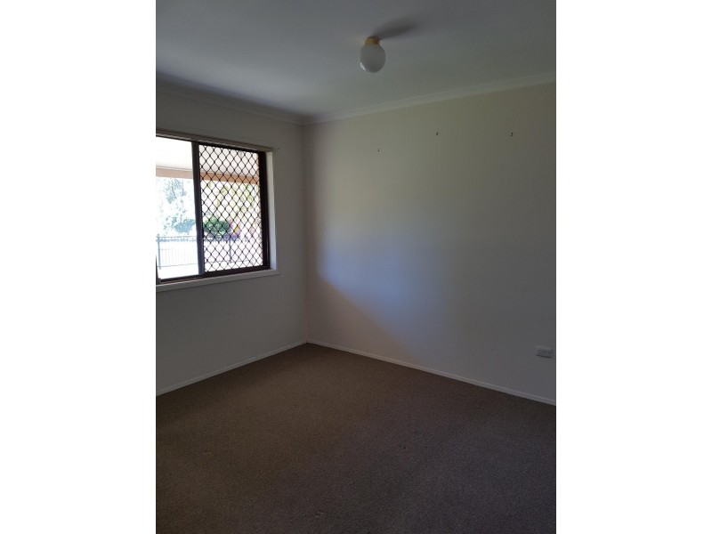 6 Cypress St, Yamanto QLD 4305
