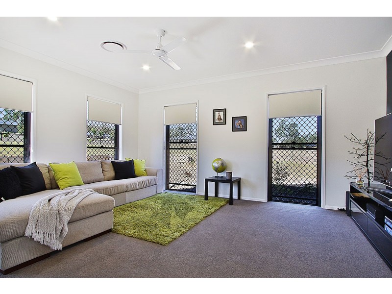 104 Condamine Drive, Fernvale QLD 4306