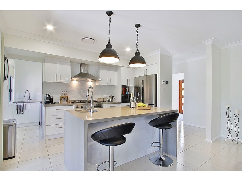 104 Condamine Drive, Fernvale QLD 4306