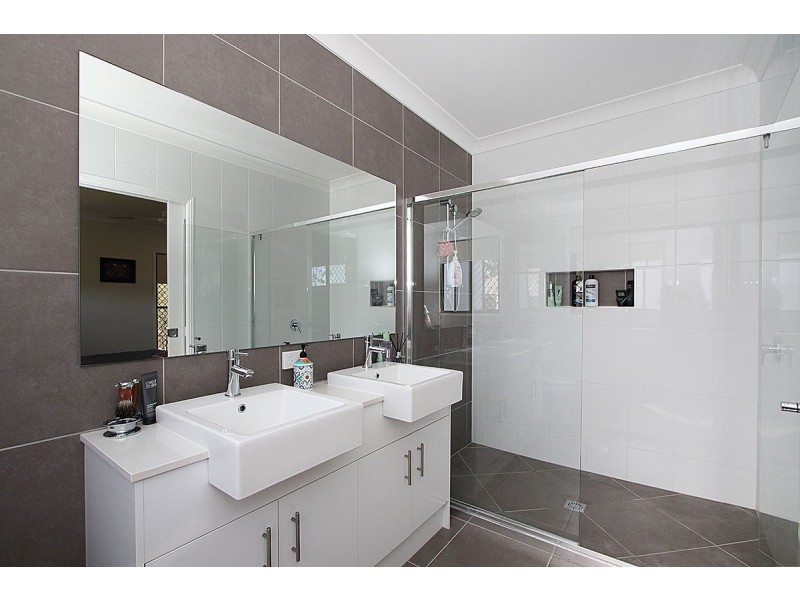 104 Condamine Drive, Fernvale QLD 4306