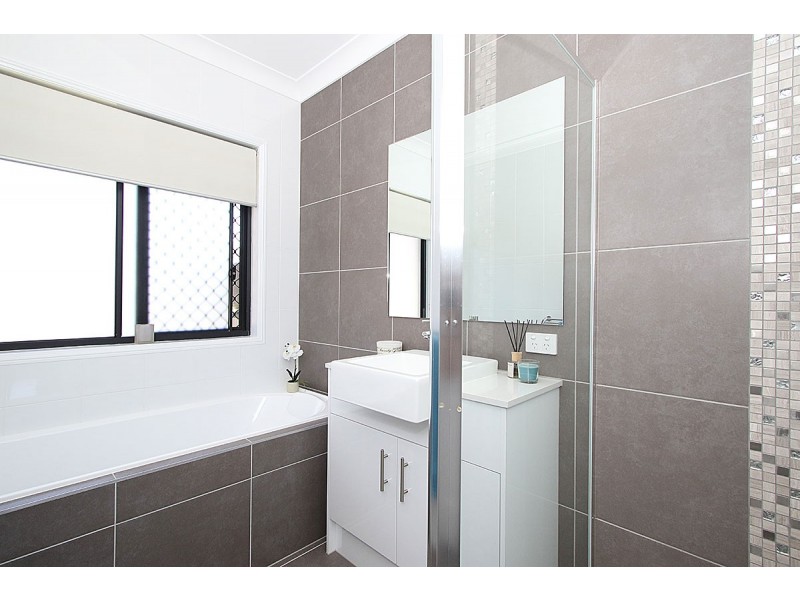 104 Condamine Drive, Fernvale QLD 4306