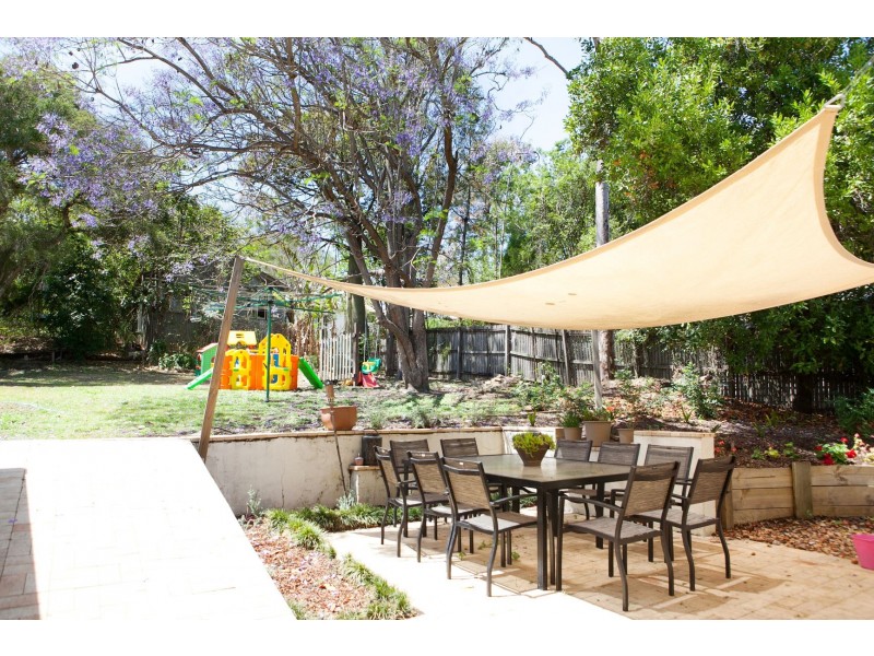 13 Smith St, North Ipswich QLD 4305