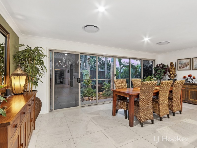 9 Walnut Close, Yamanto QLD 4305