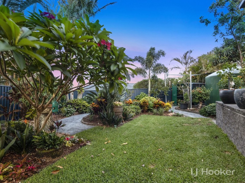 9 Walnut Close, Yamanto QLD 4305