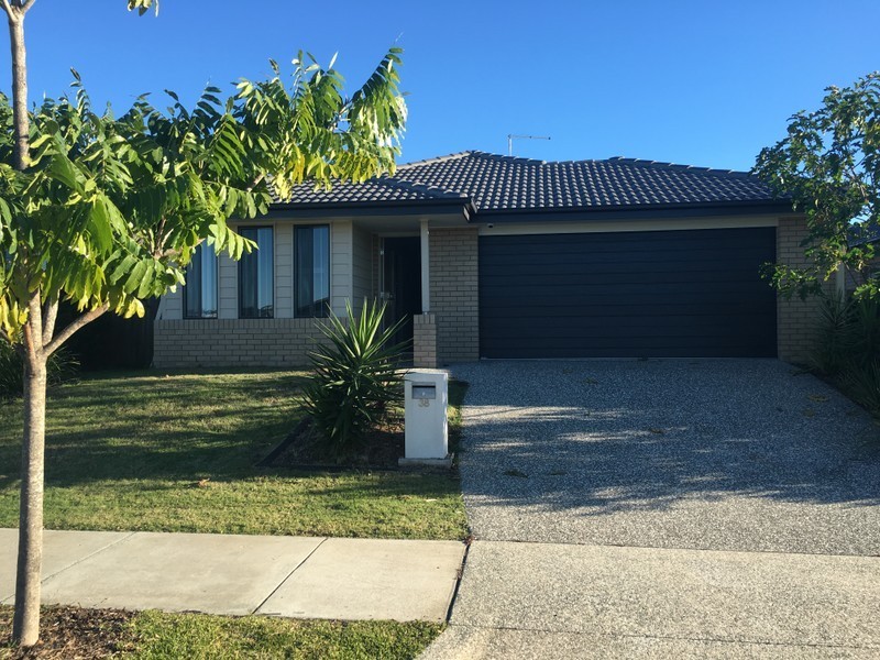 38 William Boulevard, Pimpama QLD 4209