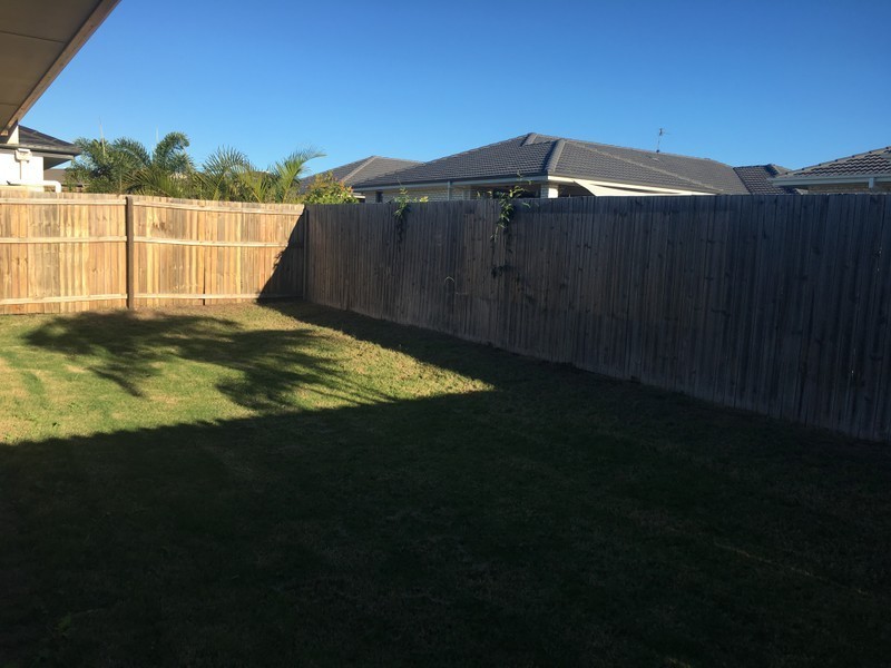 38 William Boulevard, Pimpama QLD 4209