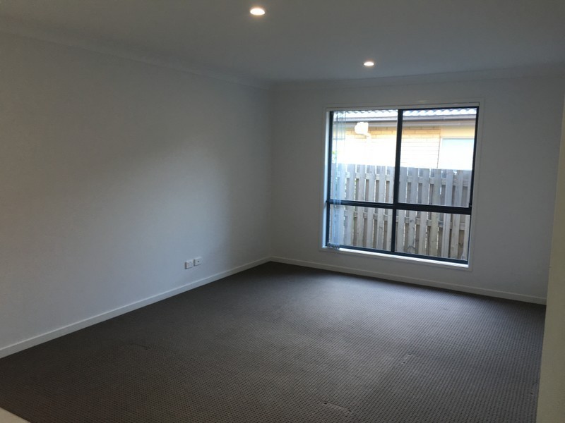 38 William Boulevard, Pimpama QLD 4209