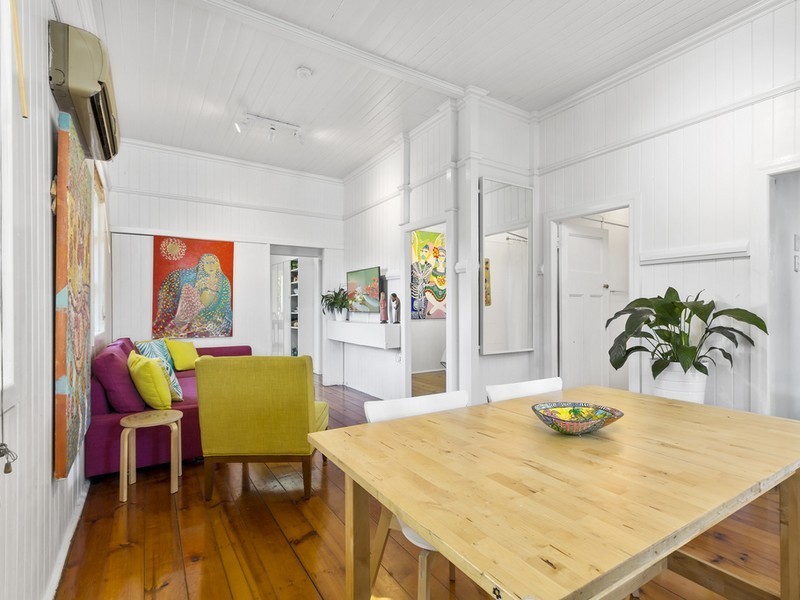 12 Mclean Parade, Ashgrove QLD 4060