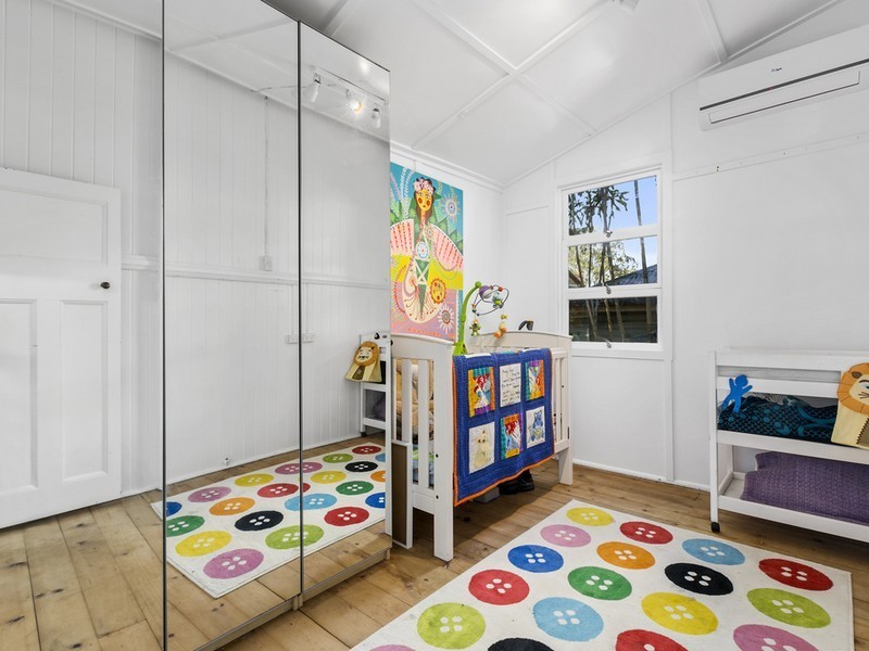 12 Mclean Parade, Ashgrove QLD 4060