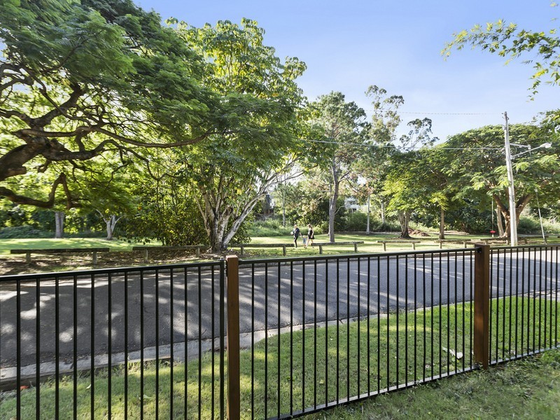 12 Mclean Parade, Ashgrove QLD 4060