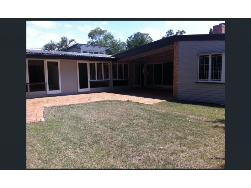 71 Upland Street, St Lucia QLD 4067