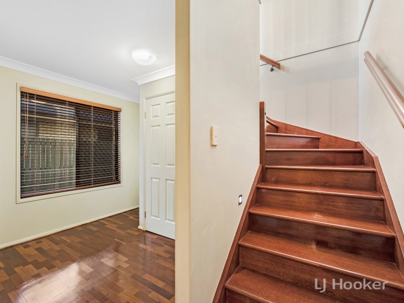 7 Dannika Way, Deebing Heights QLD 4306