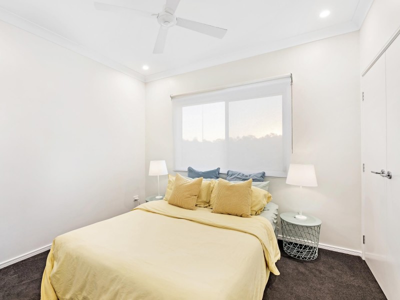 16 Splendid Drive, South Ripley QLD 4306