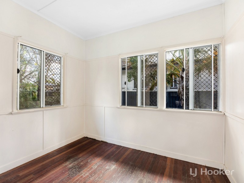 2 Crescent Street, Leichhardt QLD 4305