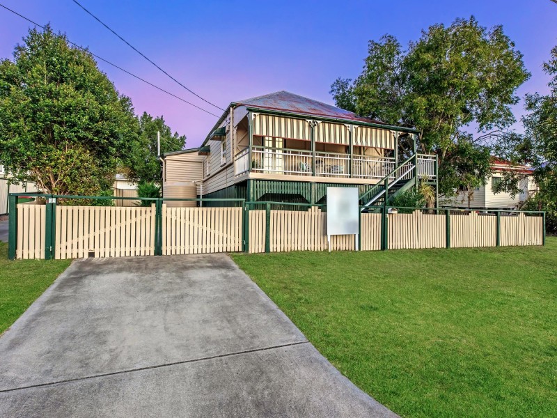 11 William Street, Bundamba QLD 4304