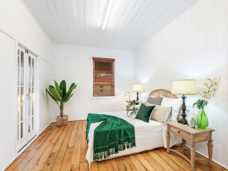 11 William Street, Bundamba QLD 4304