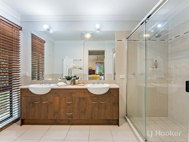 119 Poplar St, Walloon QLD 4306