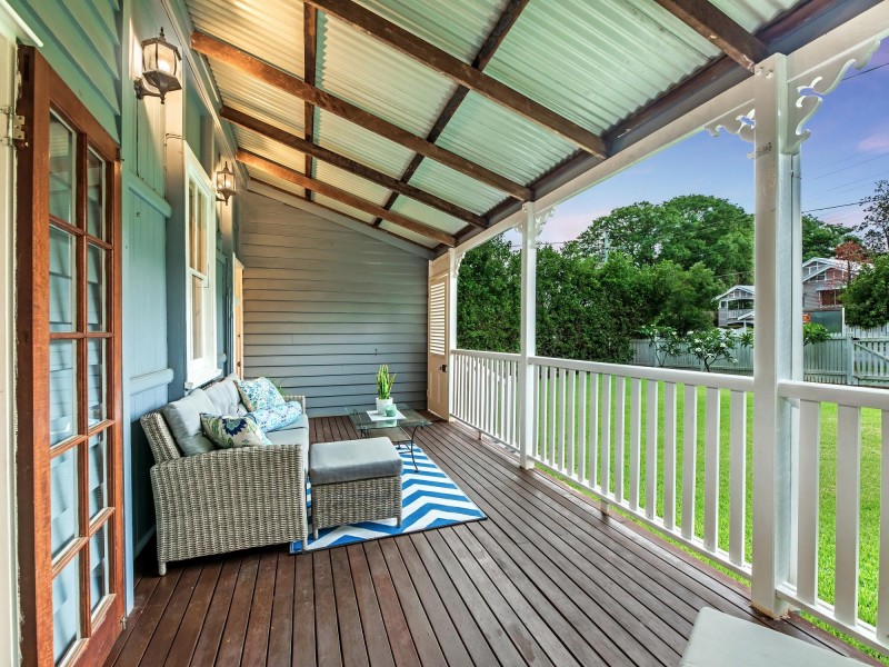 139 Blackstone Road, Silkstone QLD 4304