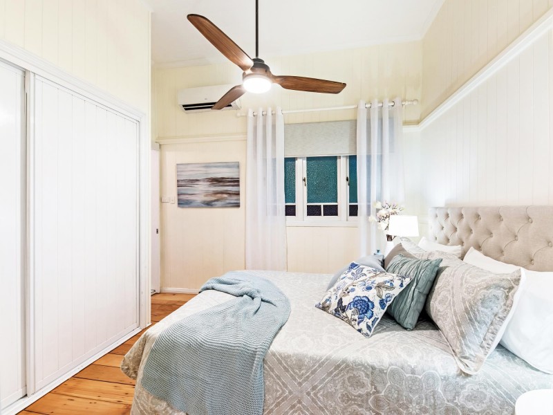 139 Blackstone Road, Silkstone QLD 4304