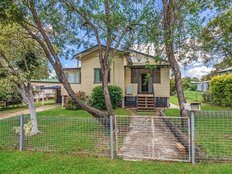 95 Cemetery Road, Raceview QLD 4305