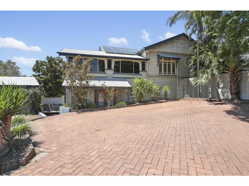 3 Brisbane Road, Newtown QLD 4305