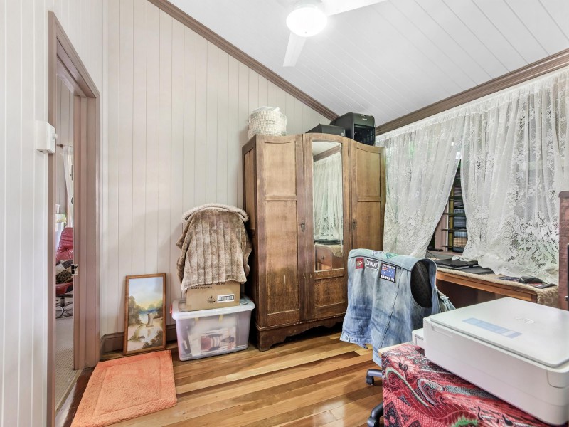 12 Joyce Street, East Ipswich QLD 4305
