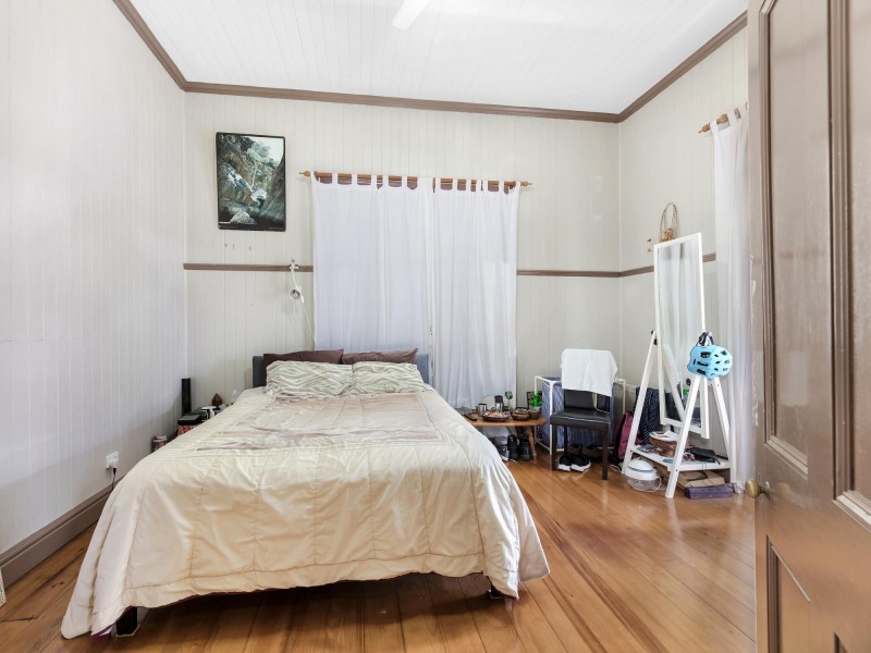 12 Joyce Street, East Ipswich QLD 4305