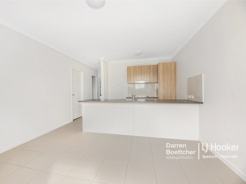 20 Napier Circuit, Silkstone QLD 4304