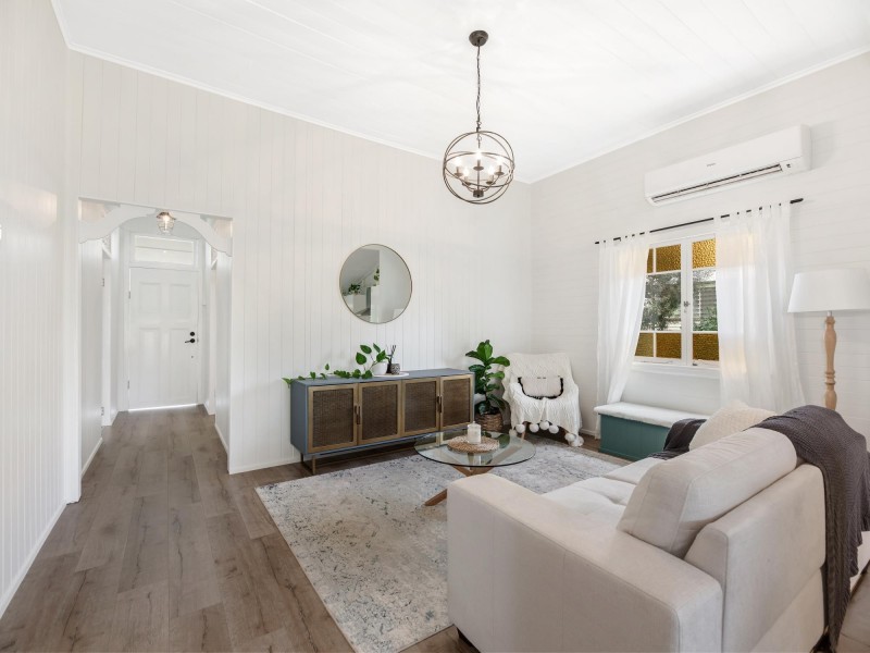 7 Flint Street, North Ipswich QLD 4305