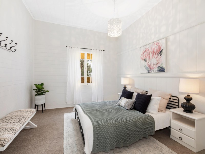 7 Flint Street, North Ipswich QLD 4305