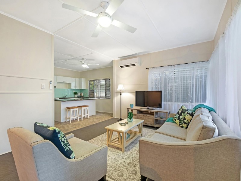 13 Morris Street, Silkstone QLD 4304